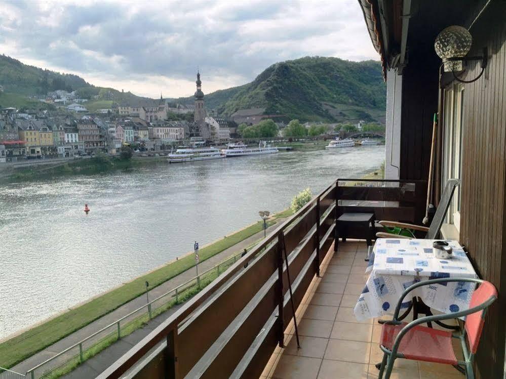 Ferienwohnungen Haus Zur Linde Commune fusionnée de Cochem-Land Extérieur photo